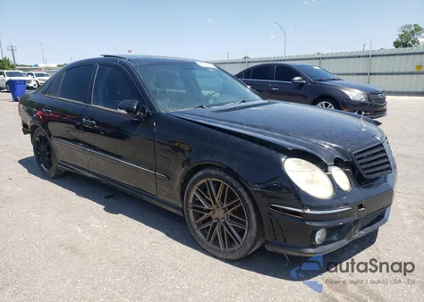 2008 Mercedes-Benz E 63 Amg z USA, uszkodzony, nr VIN WDBUF77X08B194880
